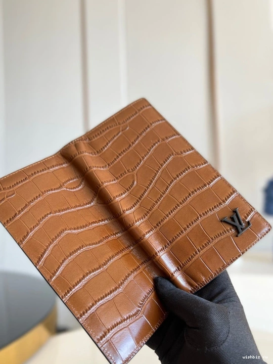 WIS WALLET BRAZZA VUITTON LOUIS 1025